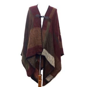 Steve Madden Color Block Knit Poncho Cape OS
